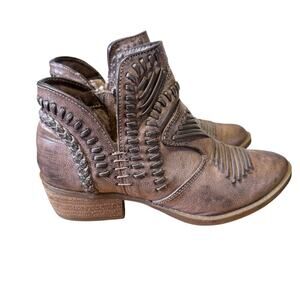 Not Rated Western Side Zip Bootie Size 8.5